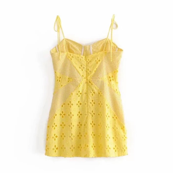 NWOT Yellow Lace Mini Dress Look Like For Love and Lemons Size S, M & L - Picture 4 of 5